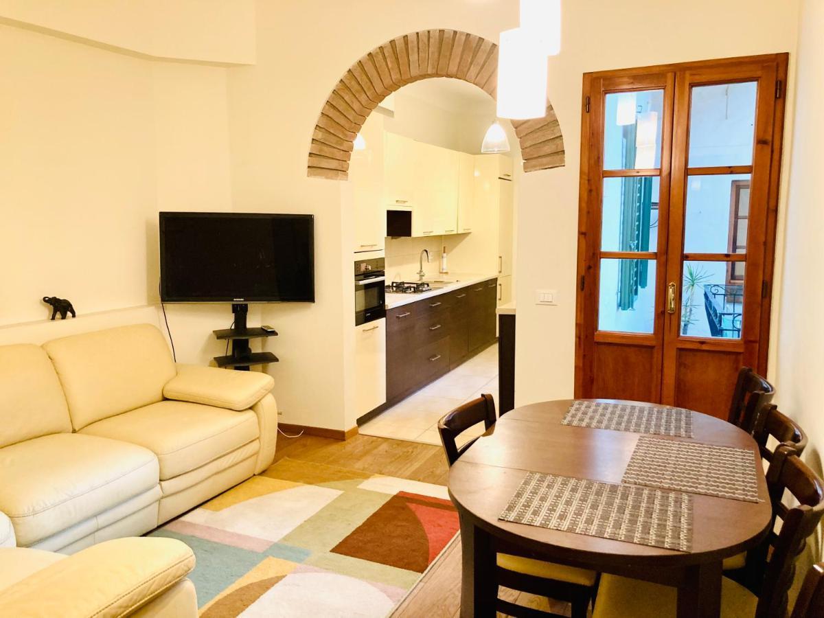 Deluxe Apartment In The Centre Of Floransa Dış mekan fotoğraf
